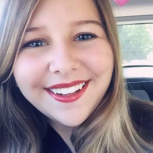 Meet your Posher, Carly